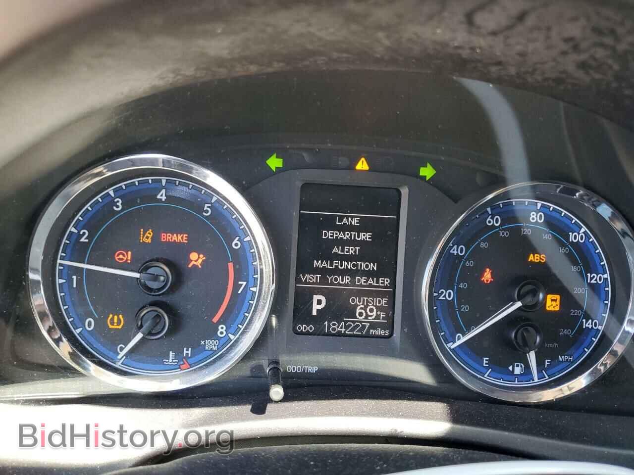 2017 TOYOTA COROLLA - VIN: 5YFBURHE0HP692232 - Фото 9