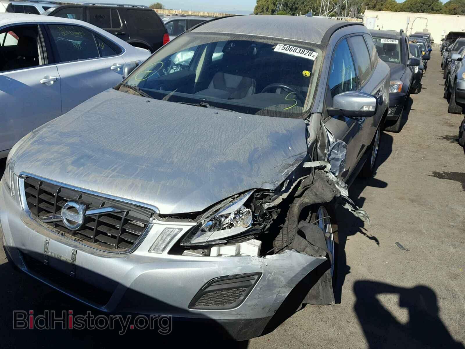 2011 VOLVO XC60 - VIN: YV4940DL5B2153297 - Фото 2