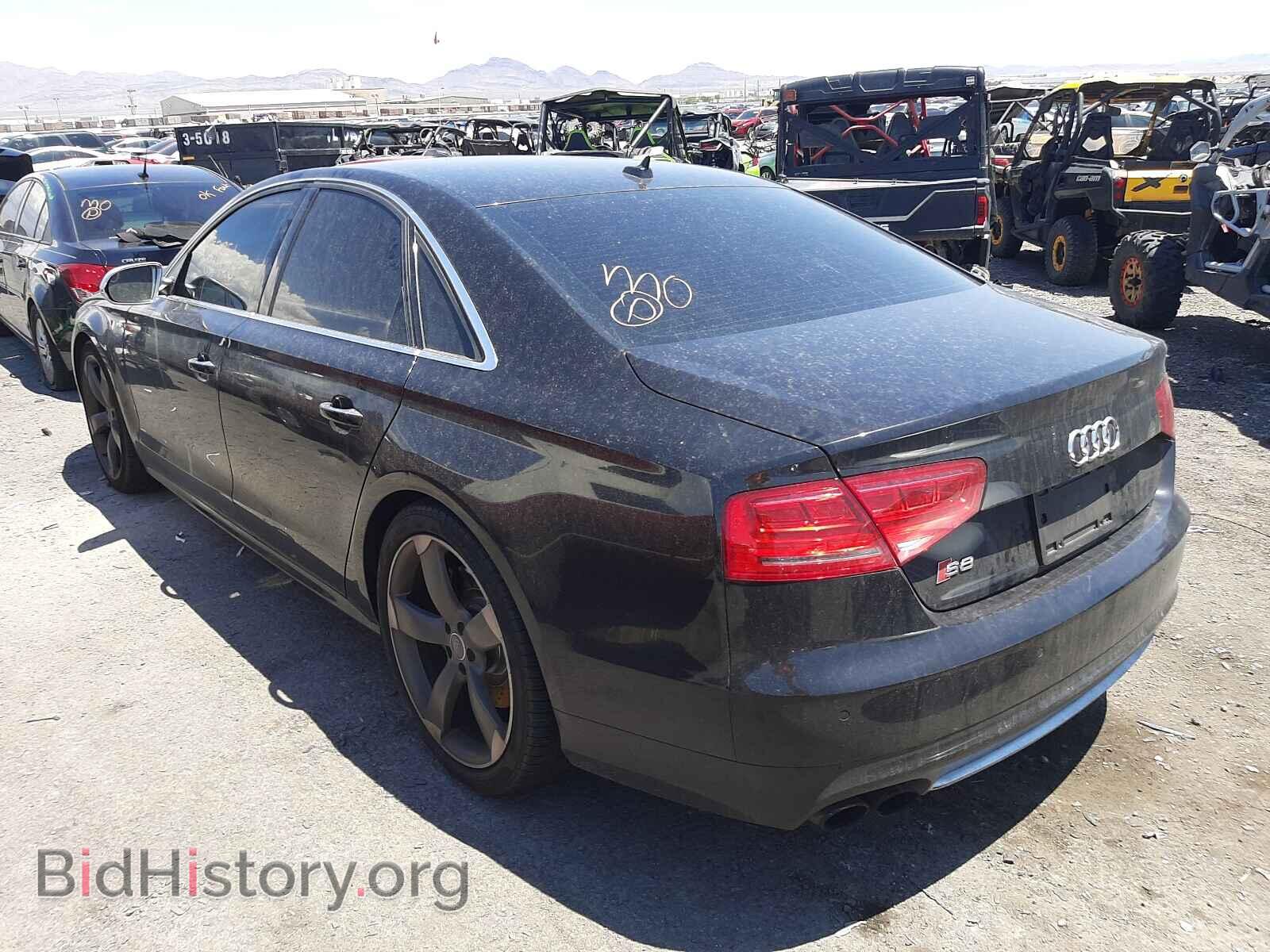 2013 AUDI S8 - VIN: WAUD2AFD9DN010379 - Фото 3