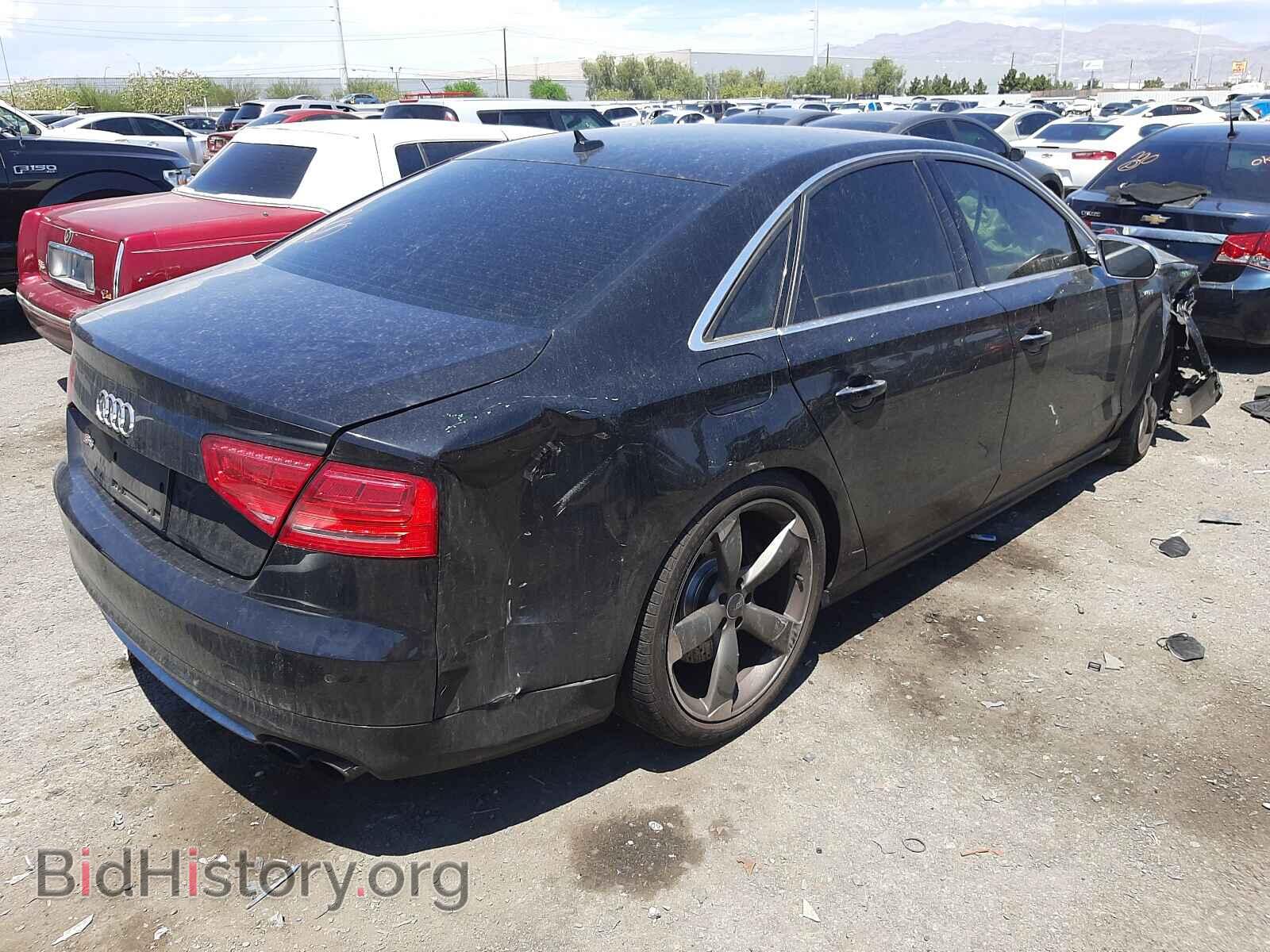 2013 AUDI S8 - VIN: WAUD2AFD9DN010379 - Фото 4