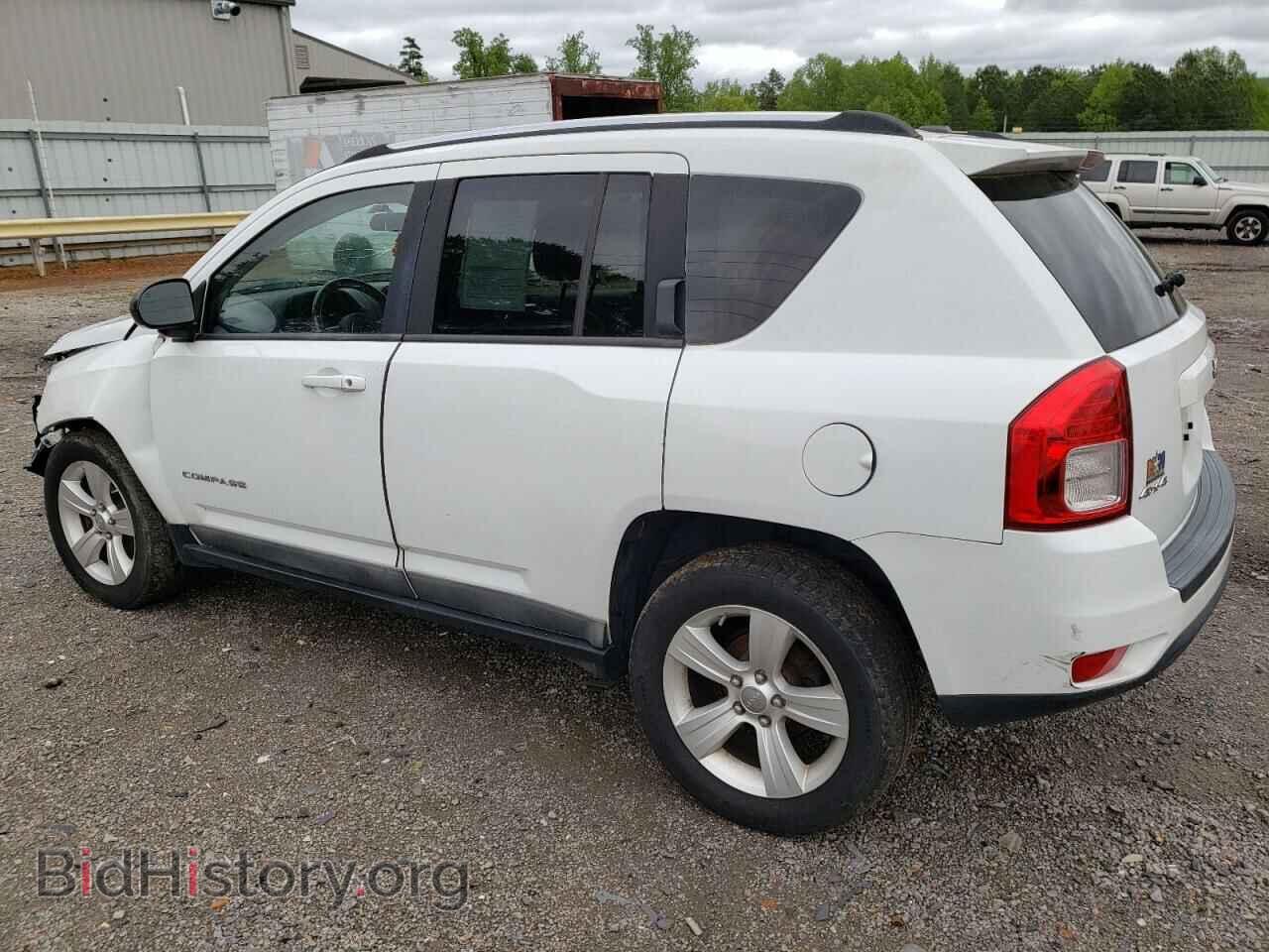 2011 JEEP COMPASS - VIN: 1J4NF1FB9BD136054 - Фото 2