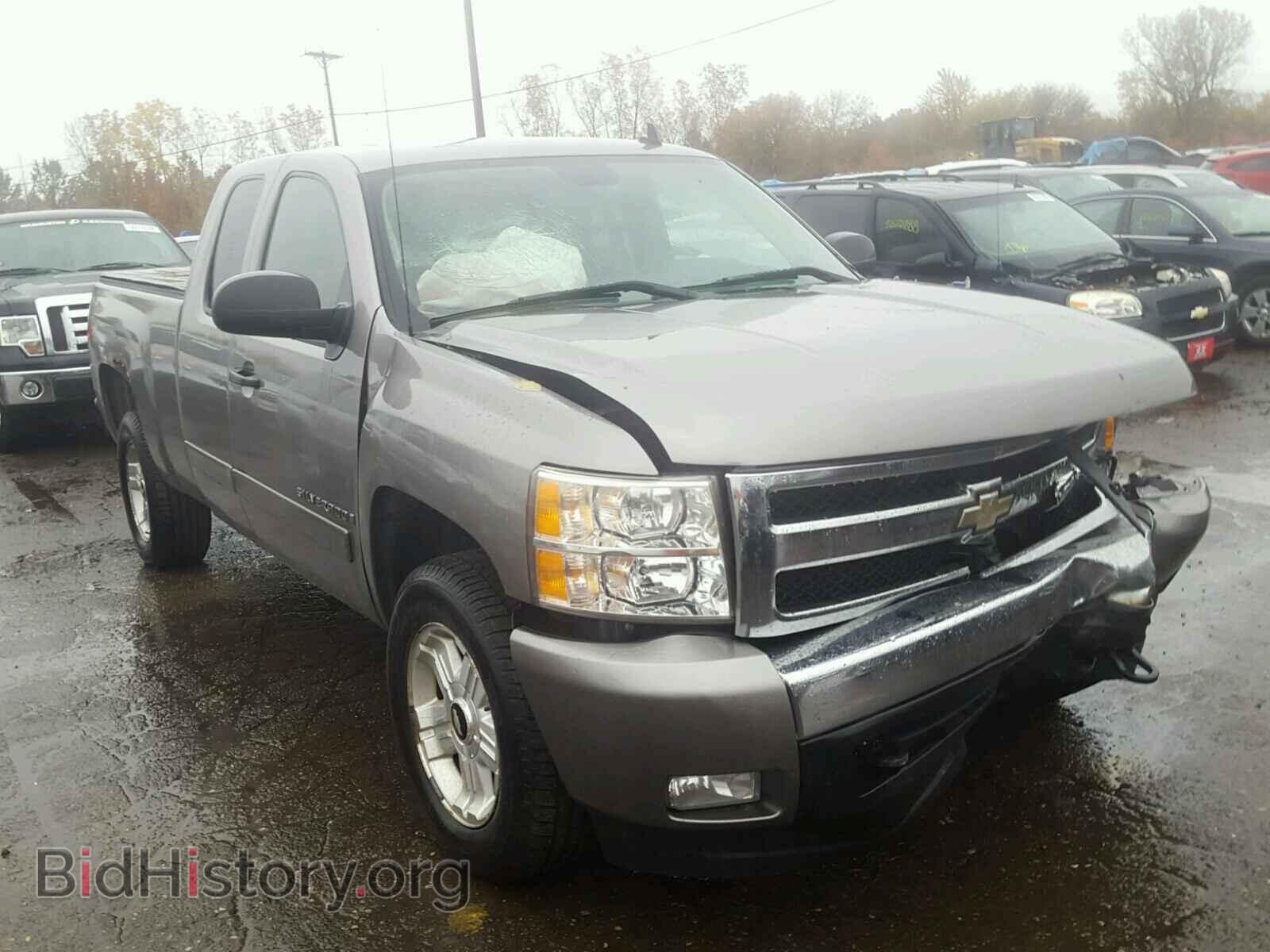 Фотография 2GCEK19J171629024 - CHEVROLET SILVERADO 2007