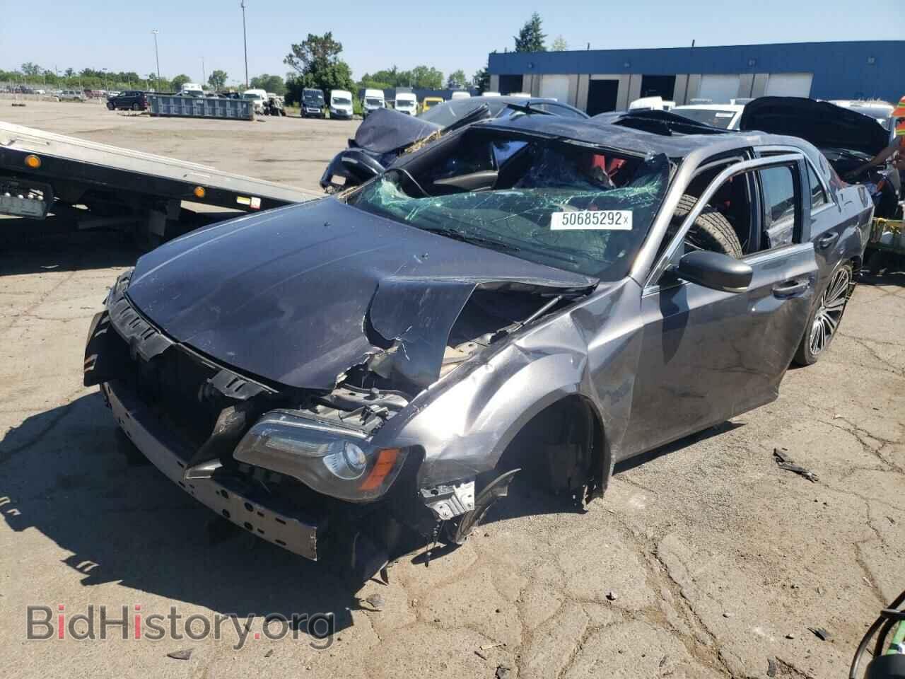 2013 CHRYSLER 300 - VIN: 2C3CCABT2DH731651 - Фото 2