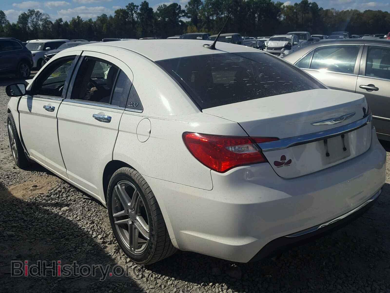 2011 CHRYSLER 200 - VIN: 1C3BC2FG5BN519863 - Photo 3