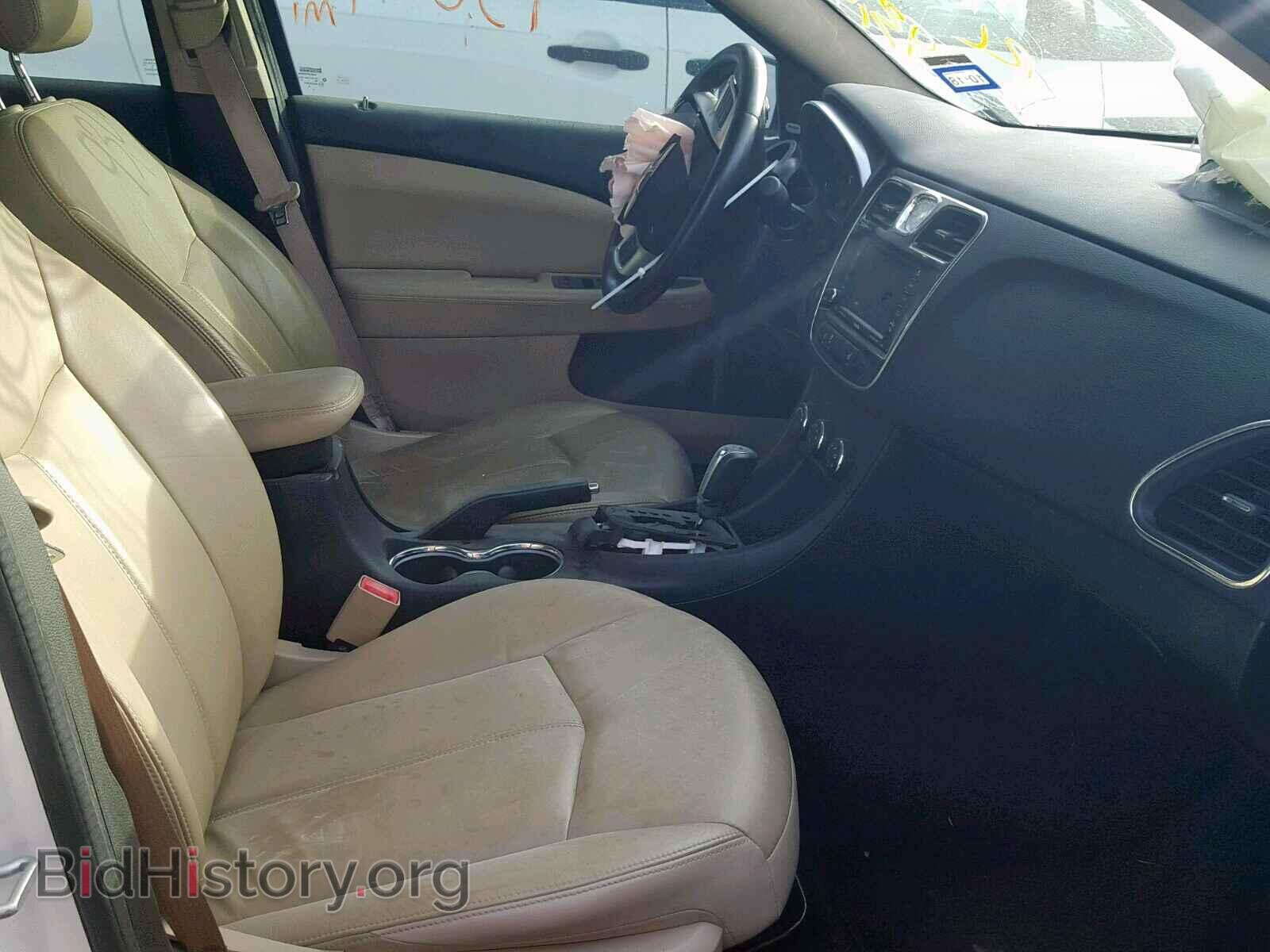 2011 CHRYSLER 200 - VIN: 1C3BC2FG5BN519863 - Photo 5