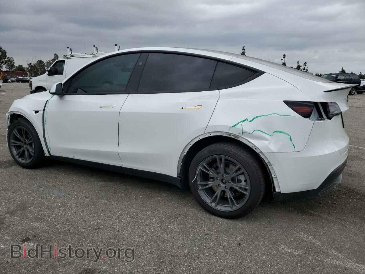 2025 TESLA MODEL Y - VIN: 7SAYGDEE5SF237732 - Фото 2