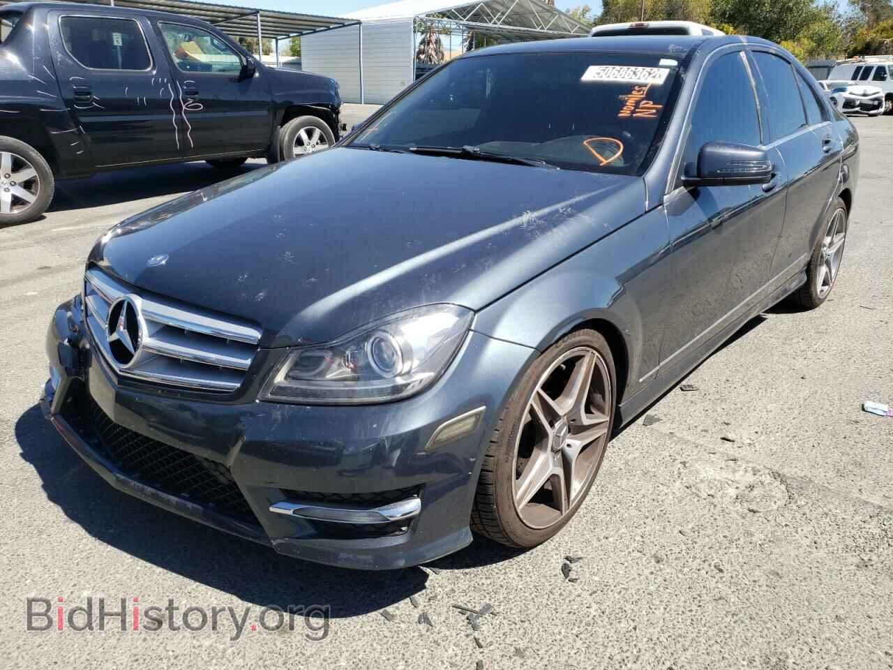 2013 MERCEDES-BENZ C-CLASS - VIN: WDDGF4HB1DA791784 - Фото 2