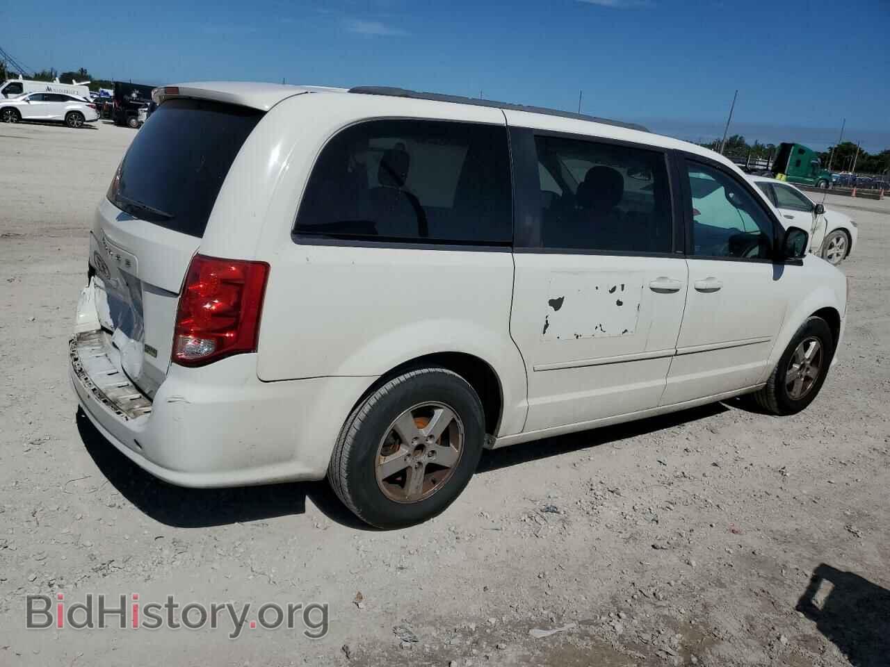 2013 DODGE CARAVAN - VIN: 2C4RDGCG4DR611075 - Фото 3