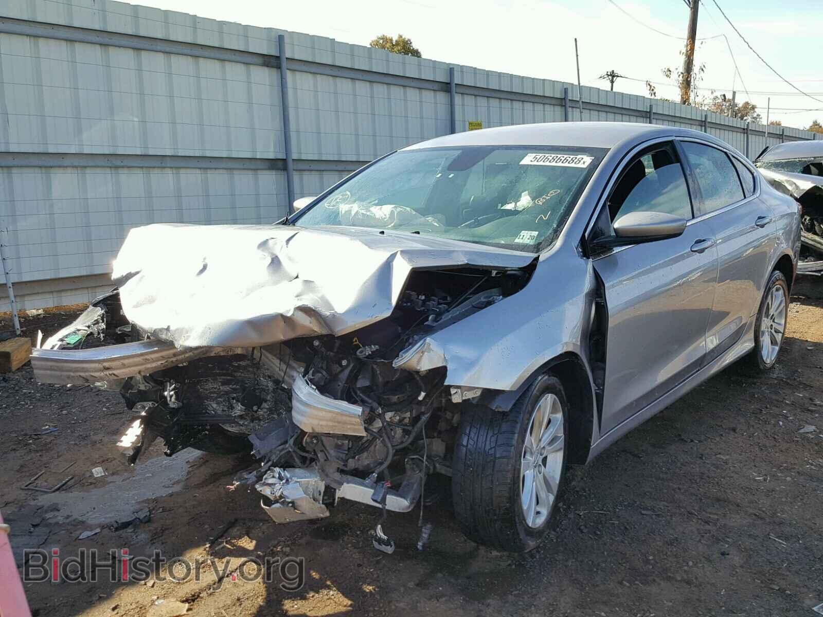 2015 CHRYSLER 200 - VIN: 1C3CCCAB8FN701665 - Photo 2