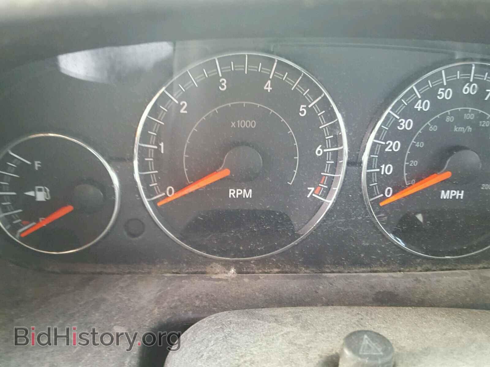 2004 CHRYSLER SEBRING - VIN: 1C3EL46R94N202004 - Фото 8