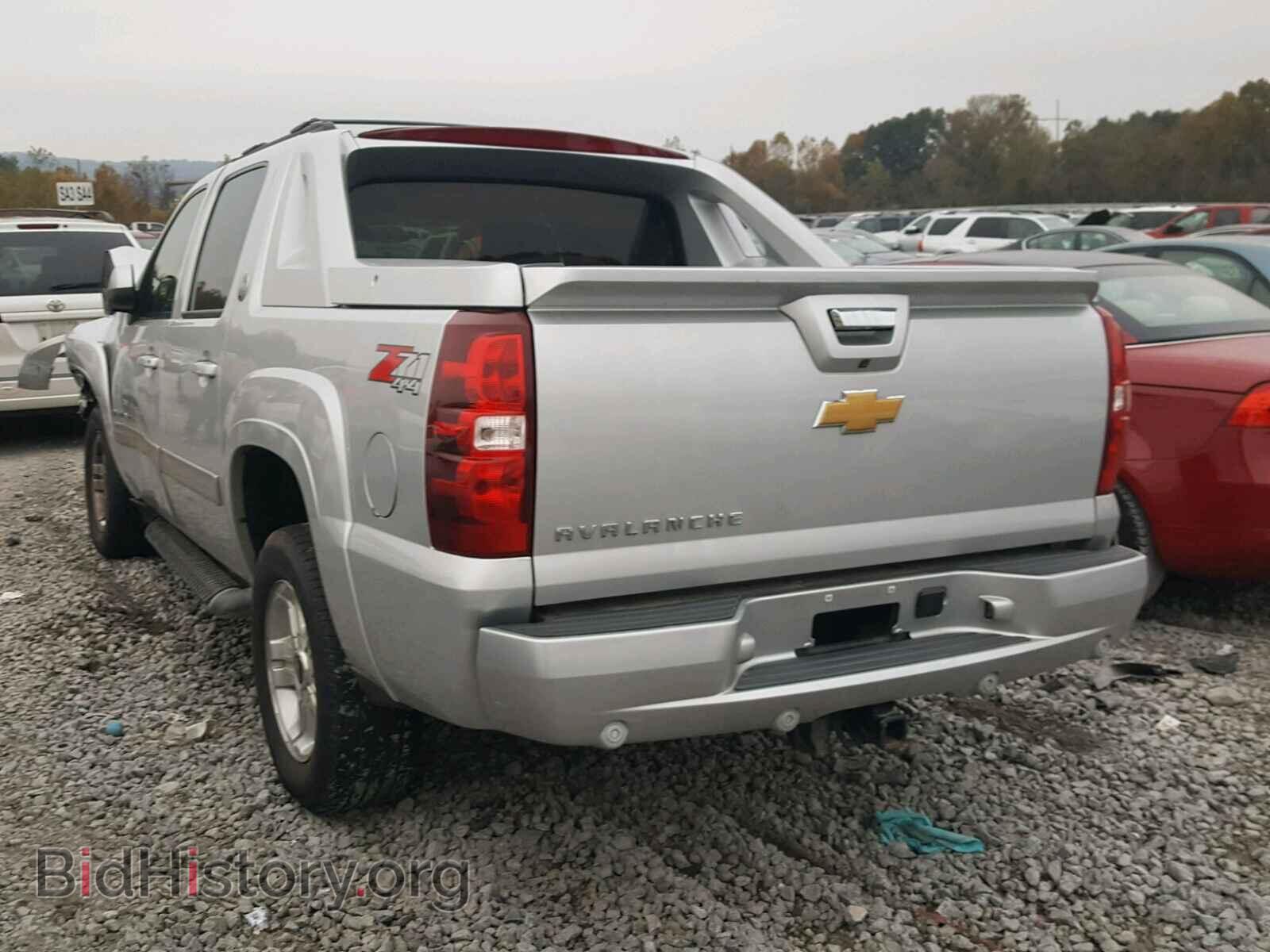 2013 CHEVROLET AVALANCHE - VIN: 3GNTKFE76DG330914 - Фото 3