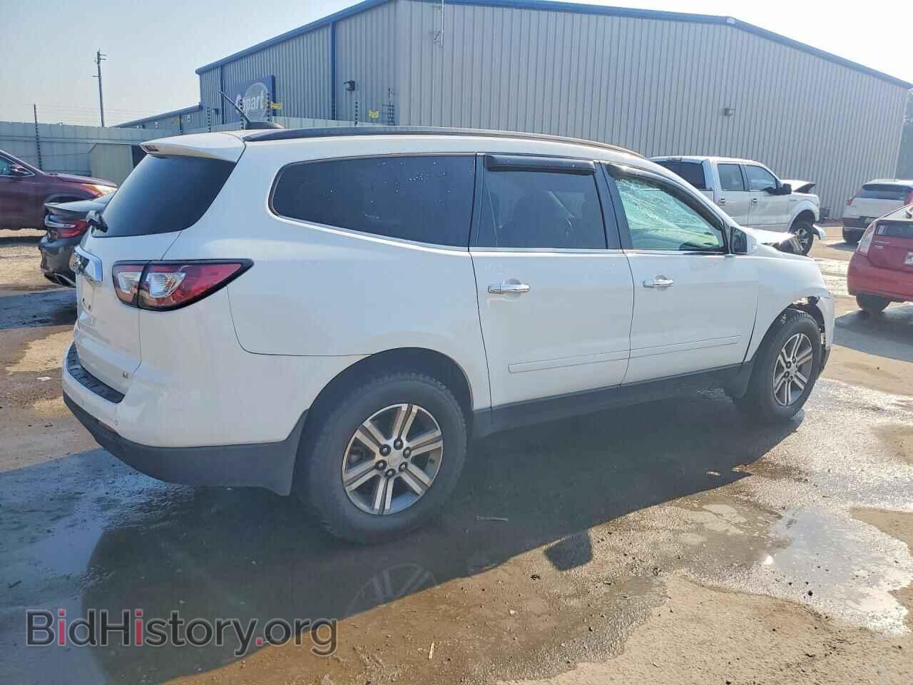 2017 CHEVROLET TRAVERSE - VIN: 1GNKRHKD6HJ164105 - Фото 3
