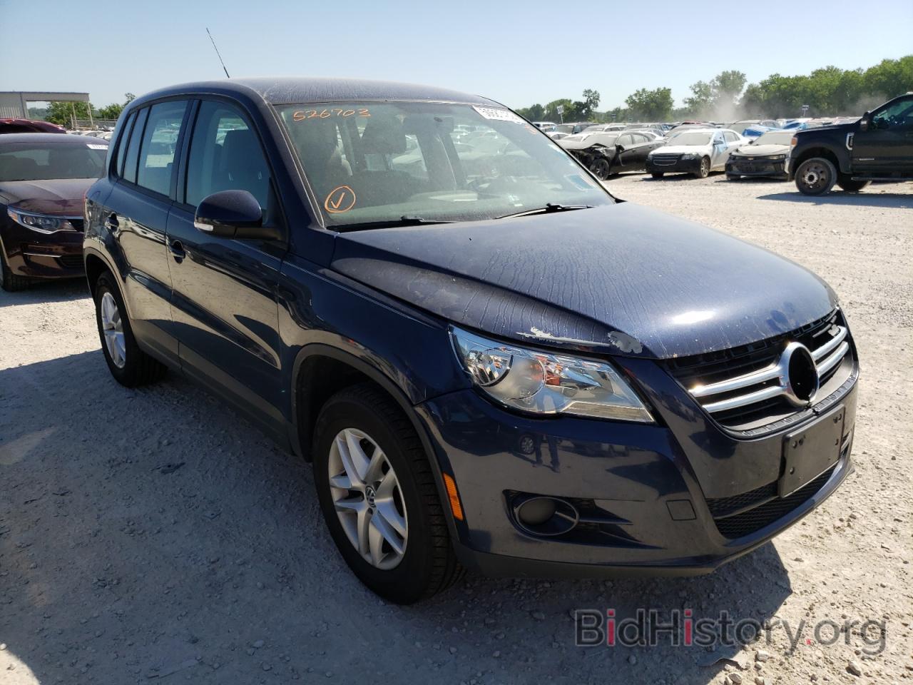 Photo WVGAV7AX2BW526703 - VOLKSWAGEN TIGUAN 2011