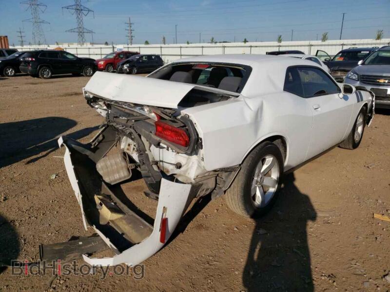 2012 Dodge CHALLENGER (VIN 2C3CDYAG0CH195579) — photo 4 of 10