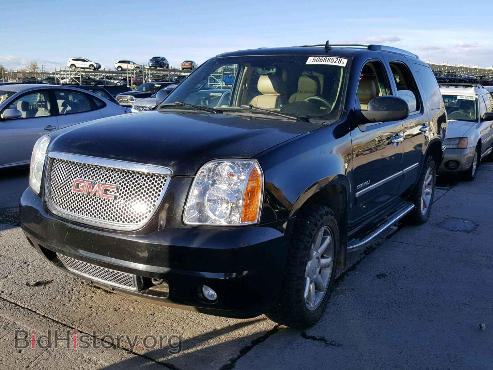 2011 GMC YUKON DENA - VIN: 1GKS2EEF7BR336633 - Фото 2
