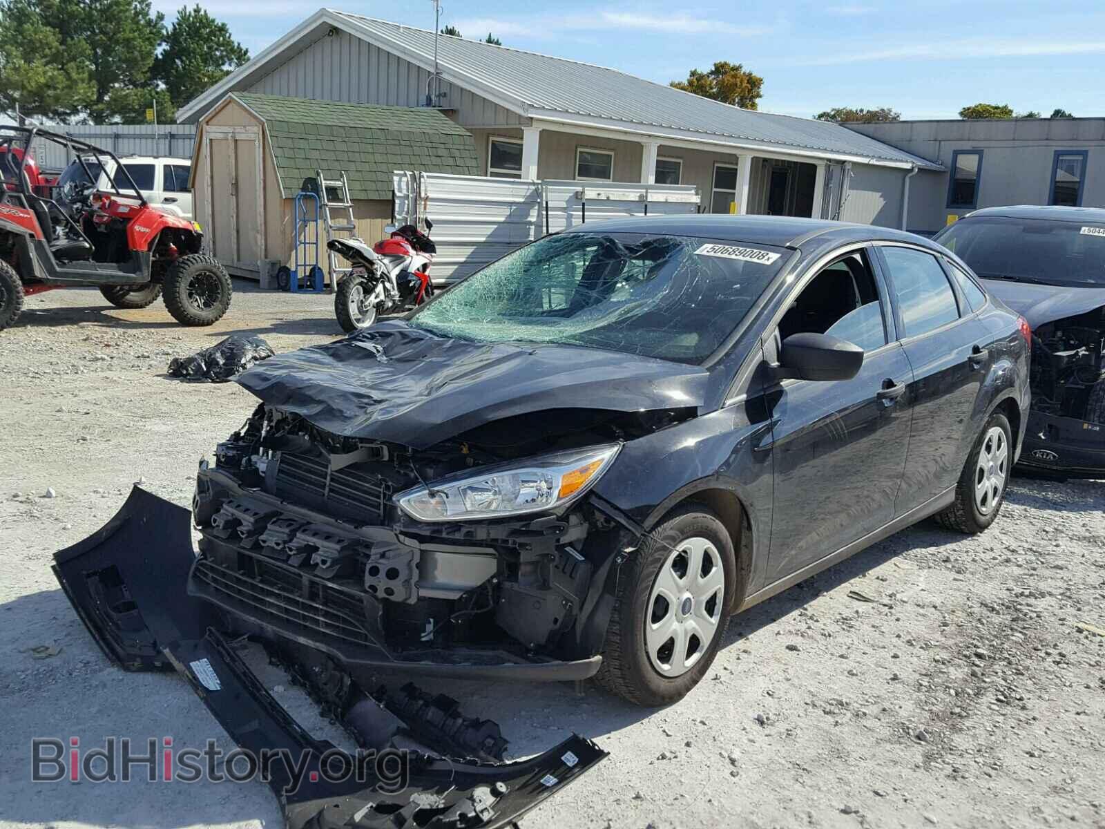 2018 FORD FOCUS - VIN: 1FADP3E29JL299499 - Фото 2