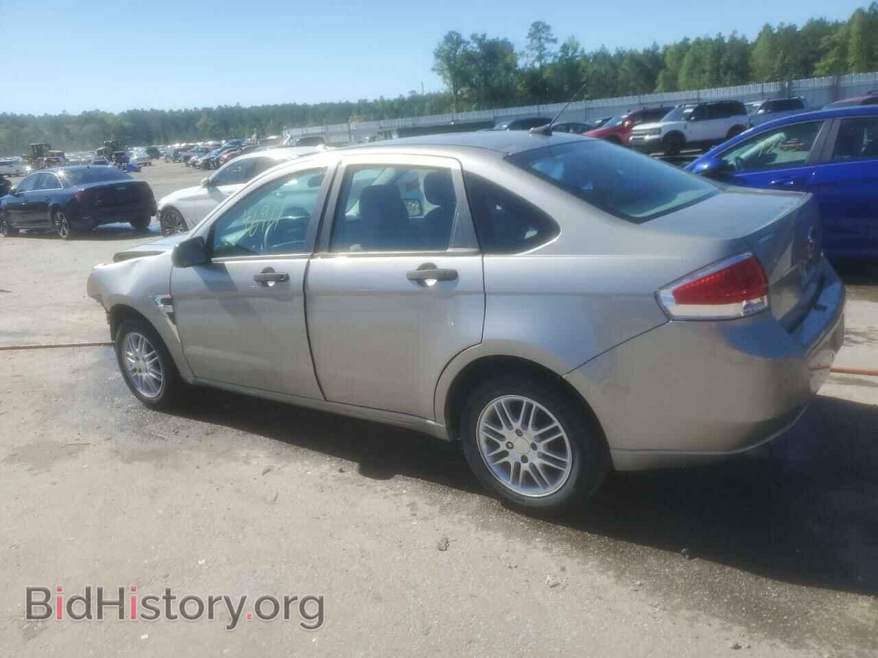 2008 FORD FOCUS - VIN: 1FAHP35N38W121396 - Фото 2