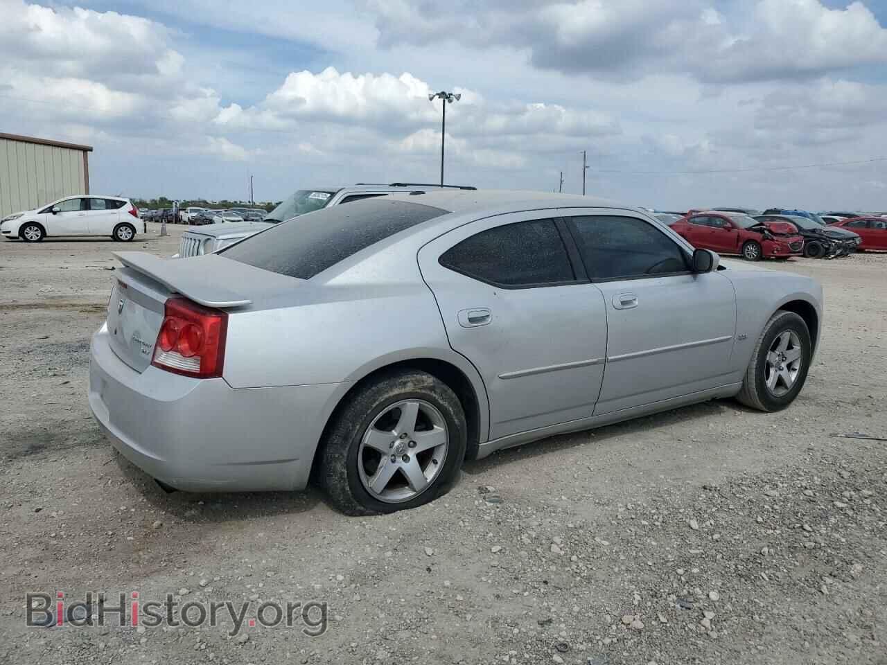 2010 DODGE CHARGER - VIN: 2B3CA3CV5AH267488 - Фото 3