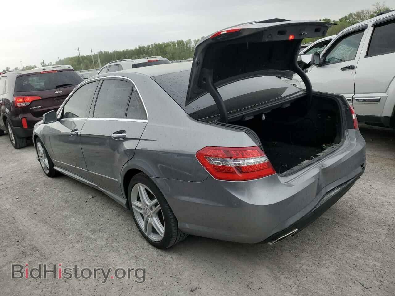 2013 MERCEDES-BENZ E-CLASS - VIN: WDDHF8JB9DA687257 - Фото 2