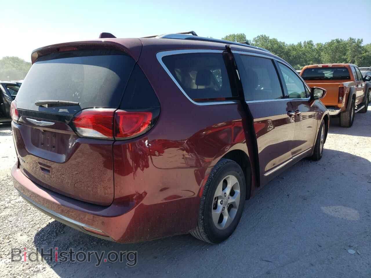 2017 CHRYSLER PACIFICA - VIN: 2C4RC1EG5HR628017 - Photo 4