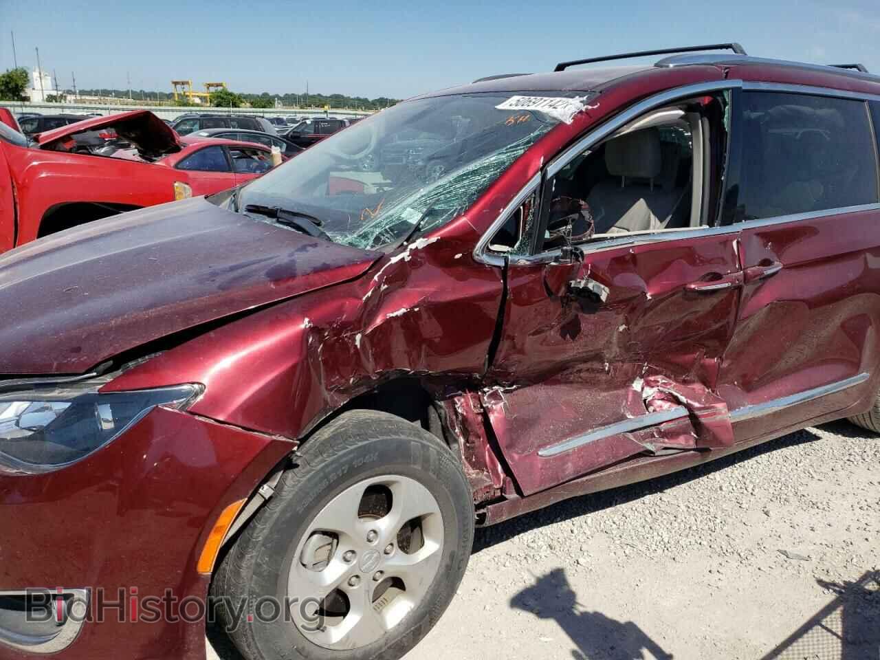 2017 CHRYSLER PACIFICA - VIN: 2C4RC1EG5HR628017 - Photo 9