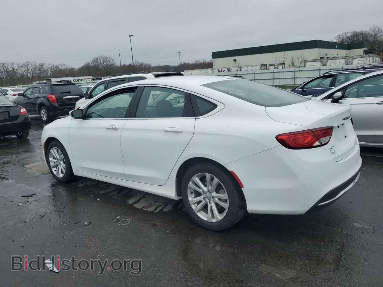 2015 CHRYSLER 200 - VIN: 1C3CCCAB1FN654785 - Photo 2