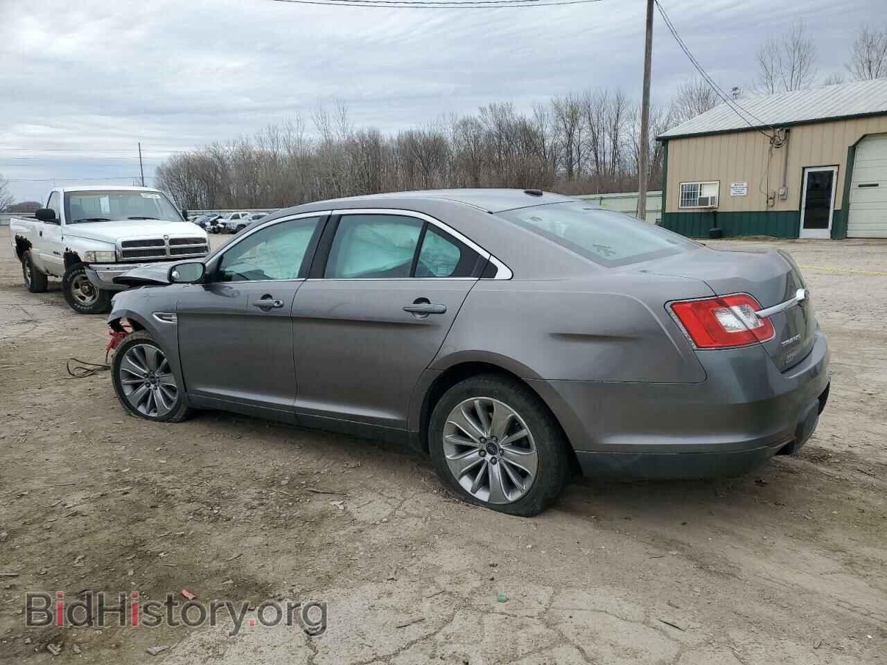 2011 FORD TAURUS - VIN: 1FAHP2FW8BG185212 - Фото 2
