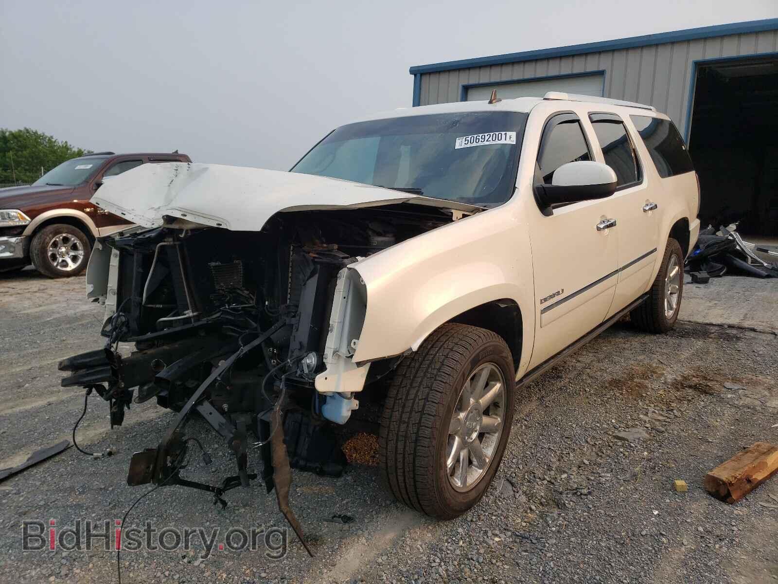 2013 GMC YUKON - VIN: 1GKS2MEF8DR263401 - Фото 2