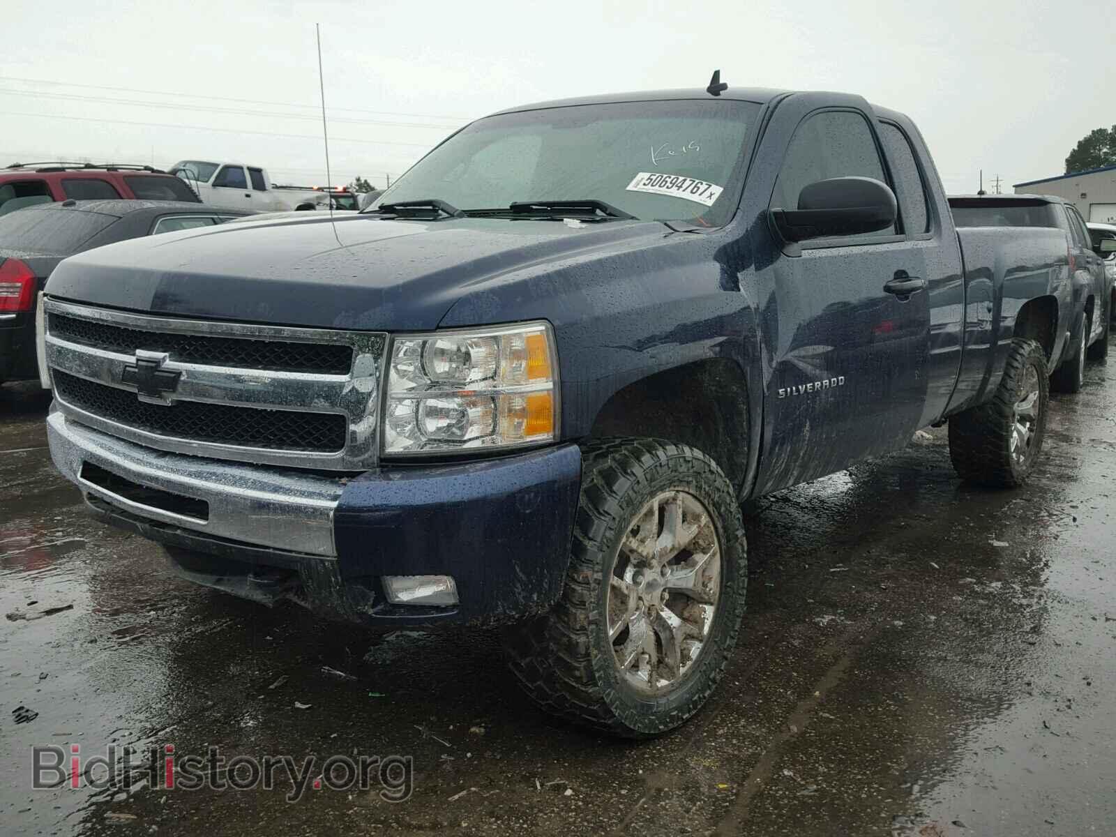 2011 CHEVROLET SILVERADO - VIN: 1GCRKSE30BZ280548 - Фото 2