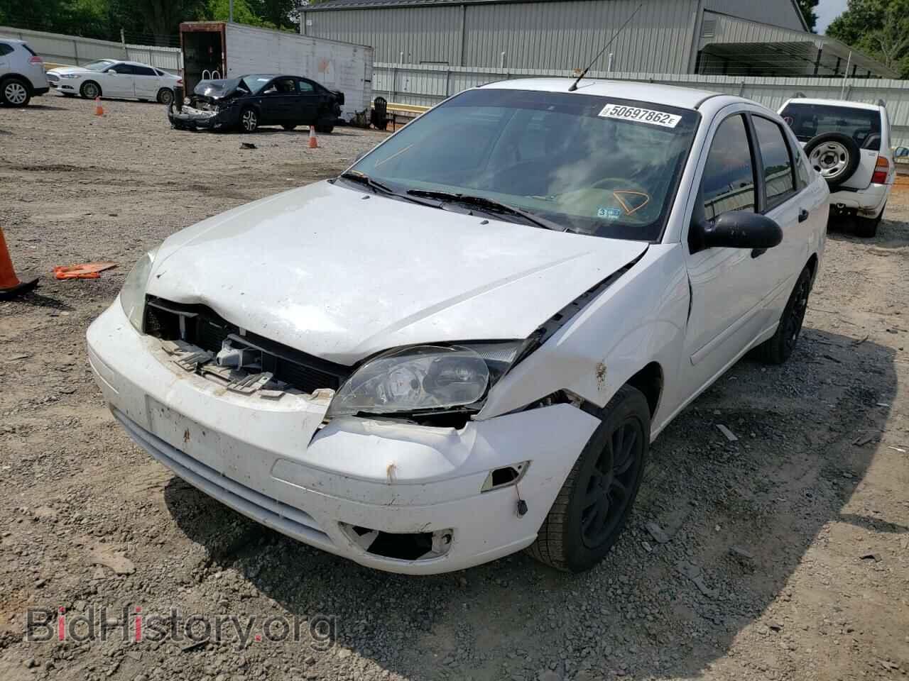 2006 FORD FOCUS - VIN: 1FAFP34NX6W184615 - Фото 2