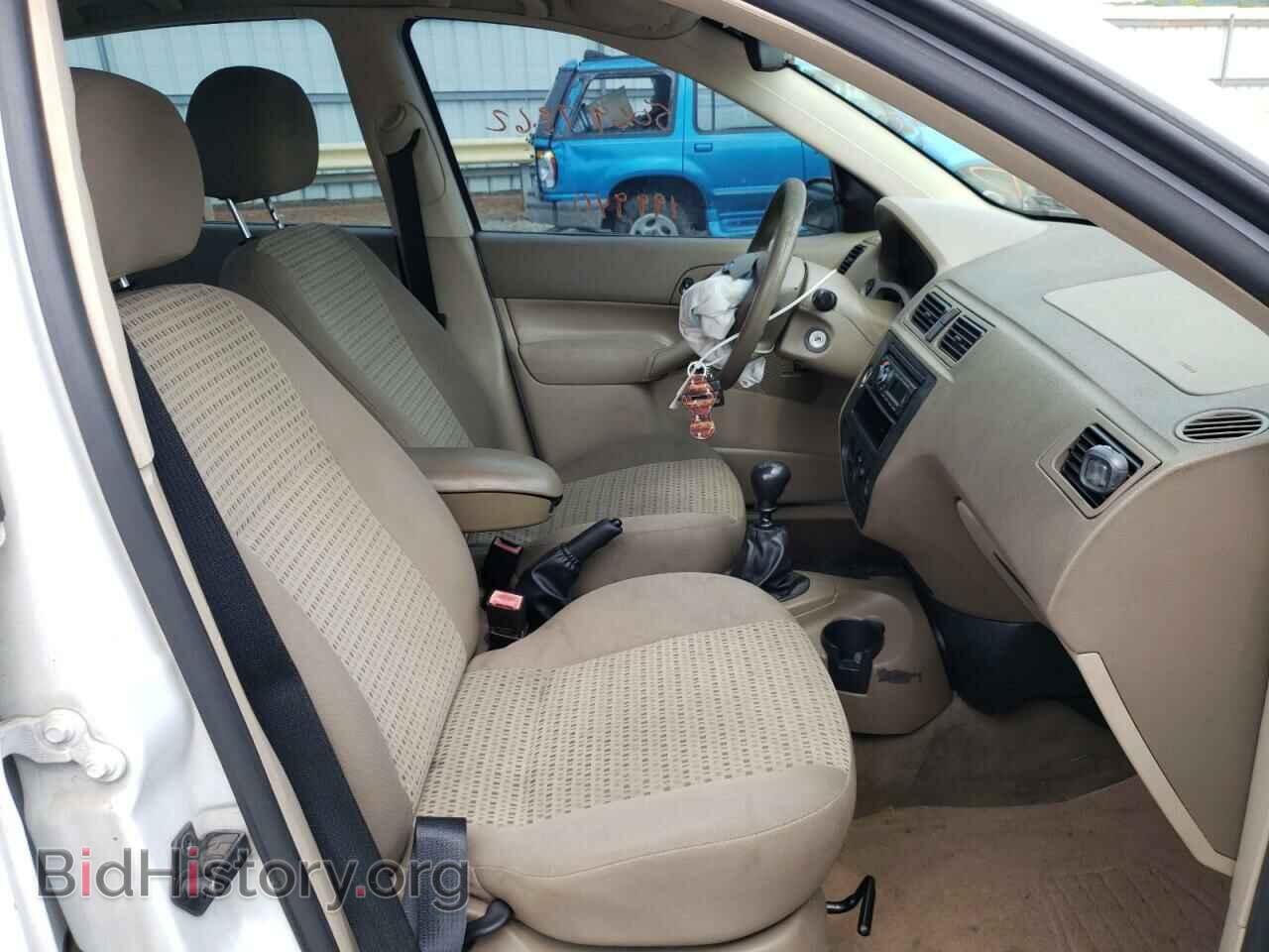 2006 FORD FOCUS - VIN: 1FAFP34NX6W184615 - Фото 5