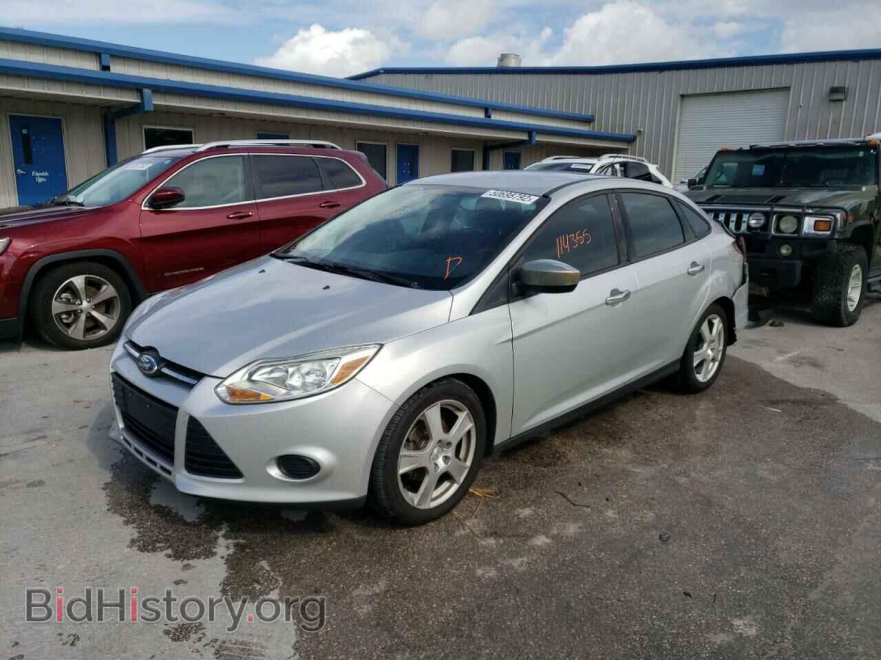 2013 FORD FOCUS - VIN: 1FADP3E26DL323049 - Фото 2