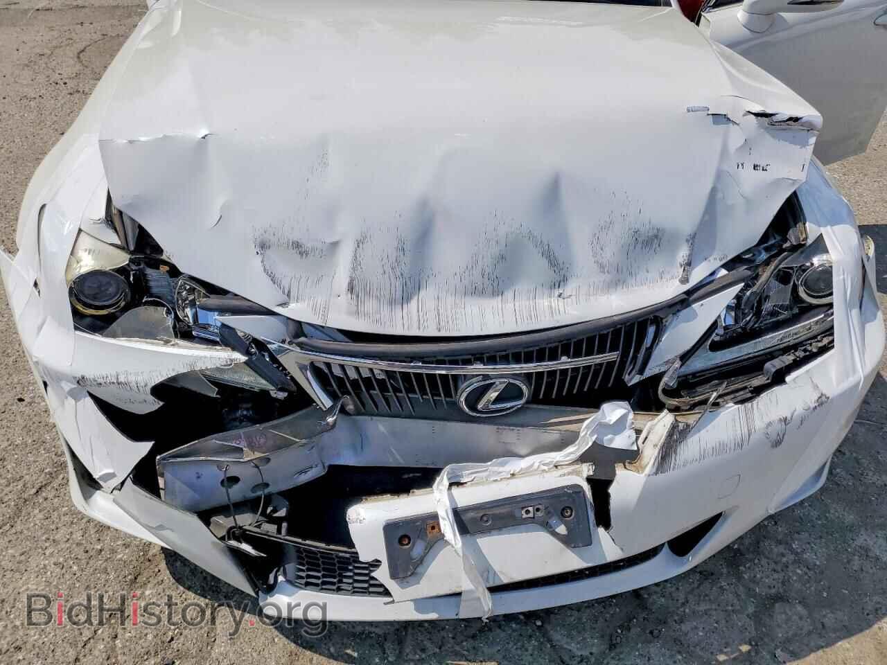 2011 LEXUS IS - VIN: JTHCF5C25B5049222 - Photo 11