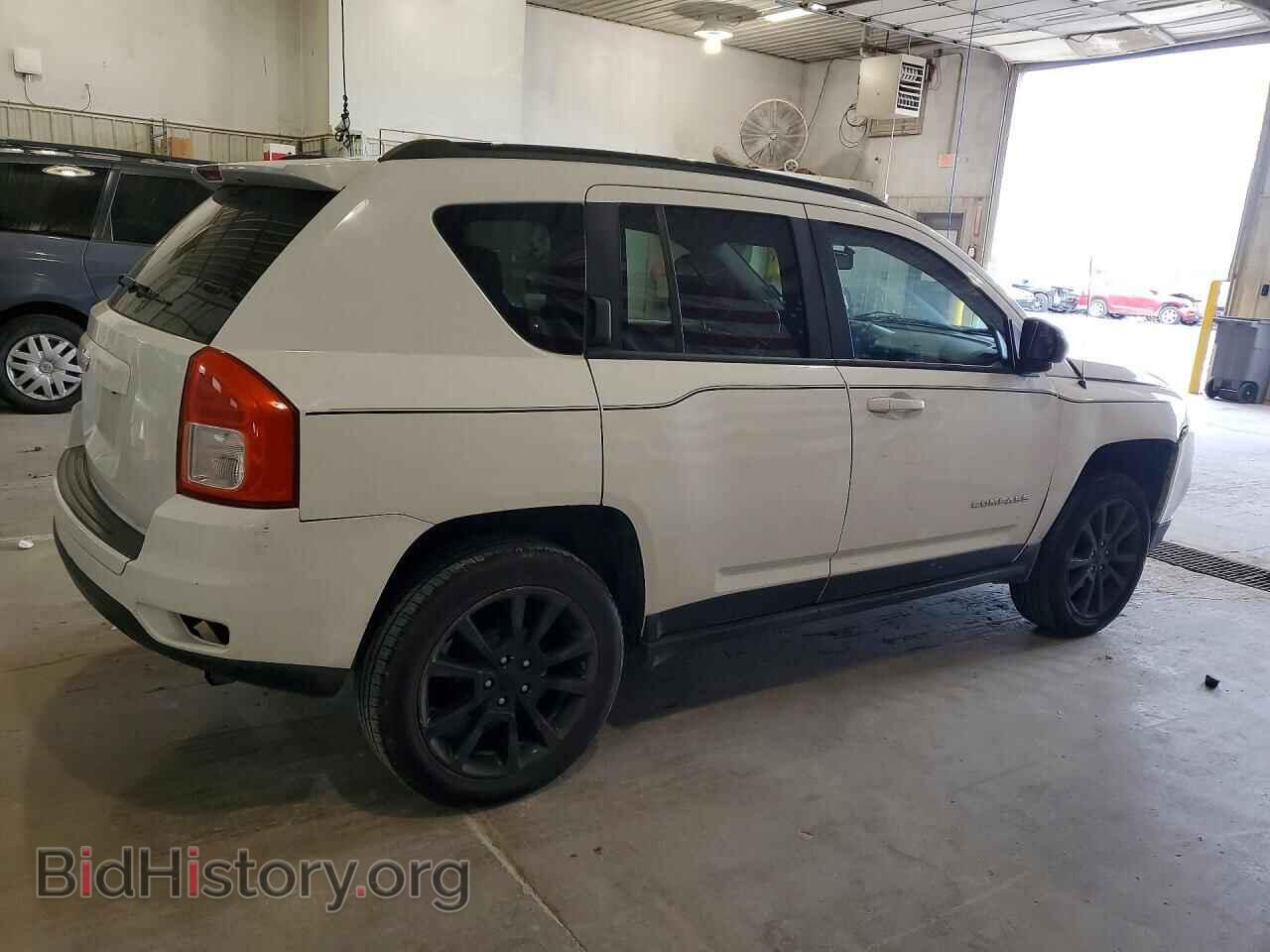 2012 JEEP COMPASS - VIN: 1C4NJCEB2CD704437 - Photo 3