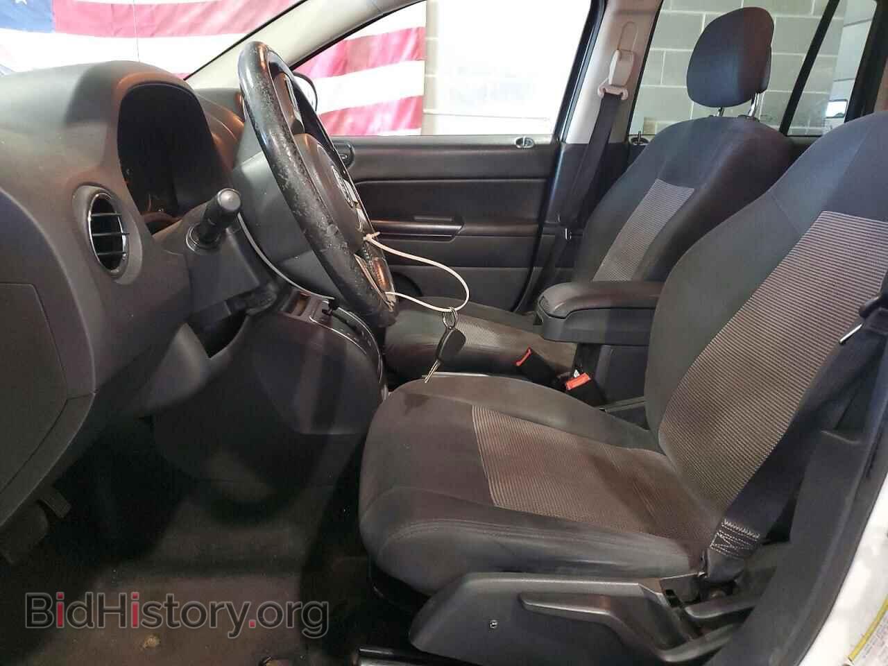 2012 JEEP COMPASS - VIN: 1C4NJCEB2CD704437 - Photo 7