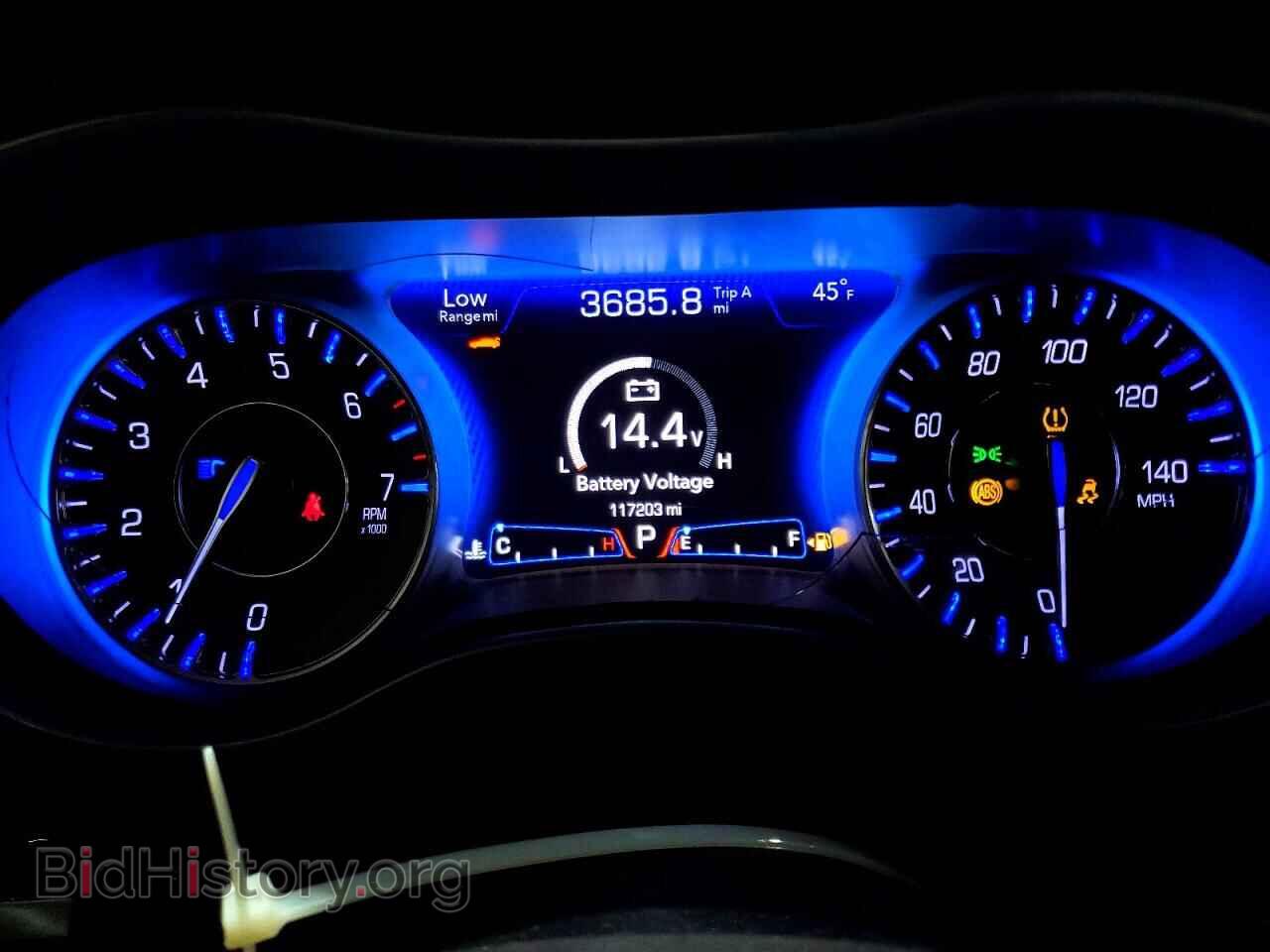 2017 CHRYSLER 300 - VIN: 2C3CCAEGXHH662664 - Фото 9