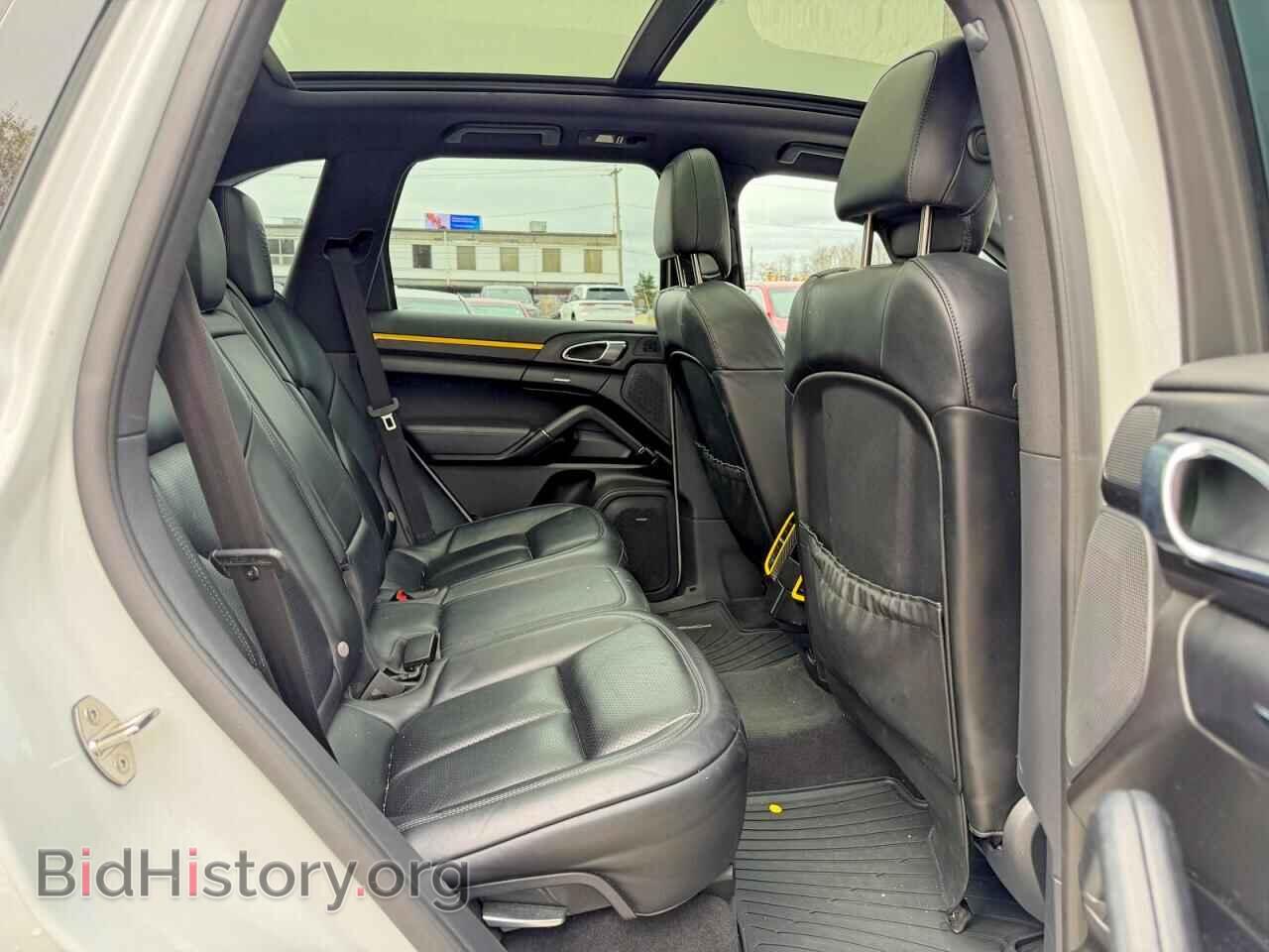 2018 PORSCHE CAYENNE - VIN: WP1AA2A21JKA02261 - Фото 6
