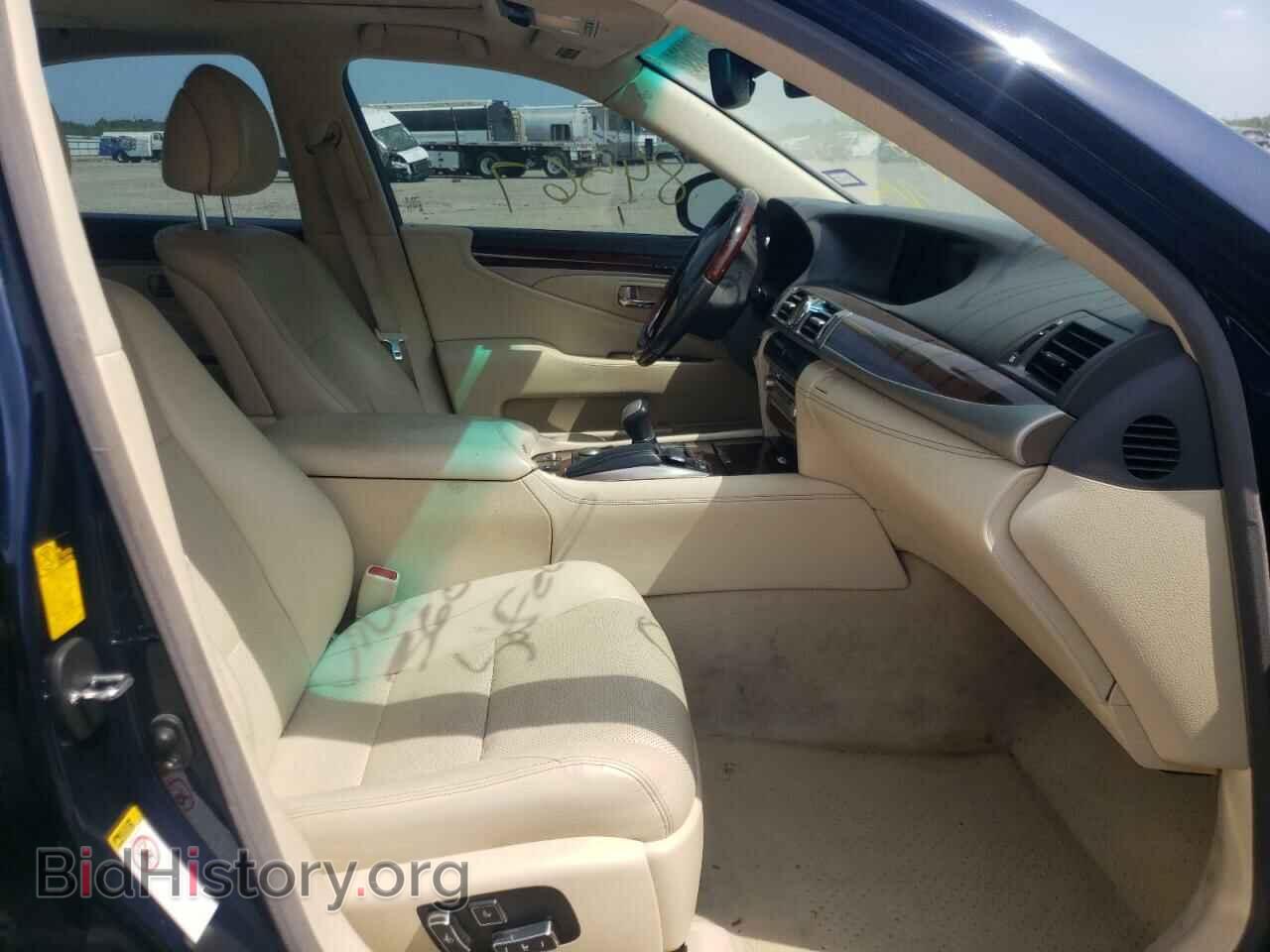 2013 LEXUS LS460 - VIN: JTHBL5EF2D5120657 - Photo 5