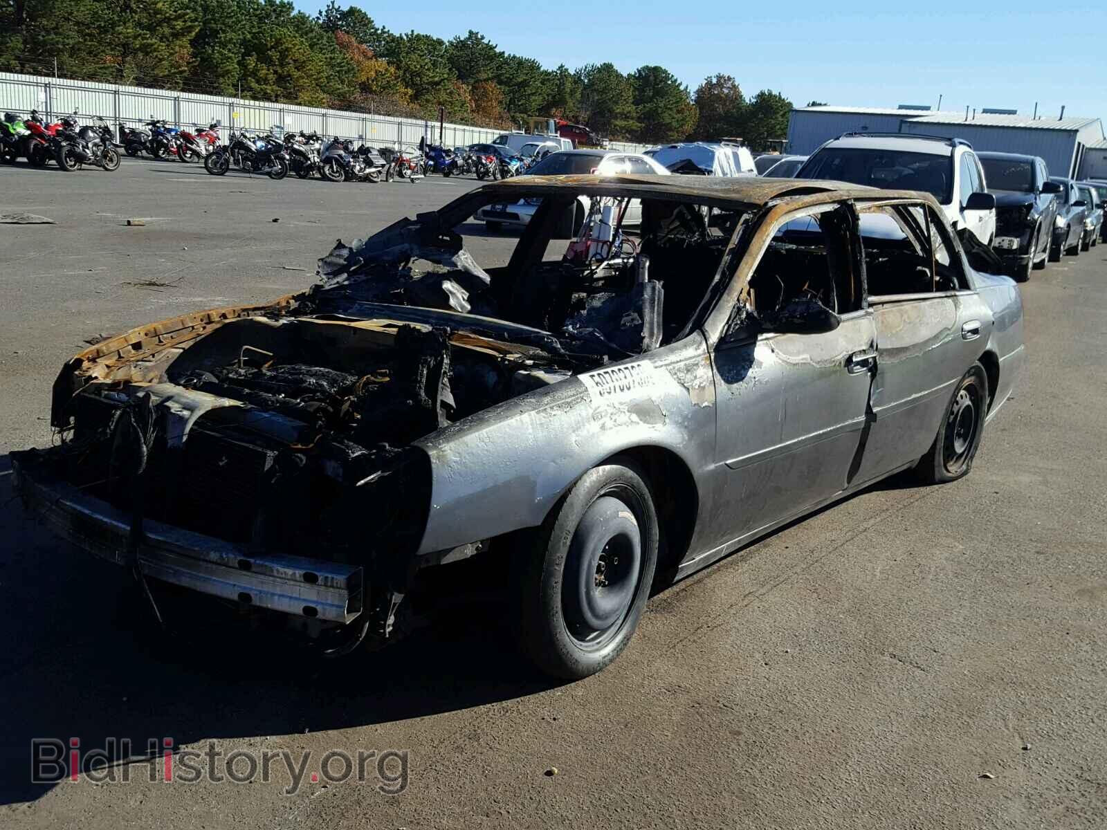 2004 CADILLAC DEVILLE - VIN: 1G6KF57934U120935 - Photo 2