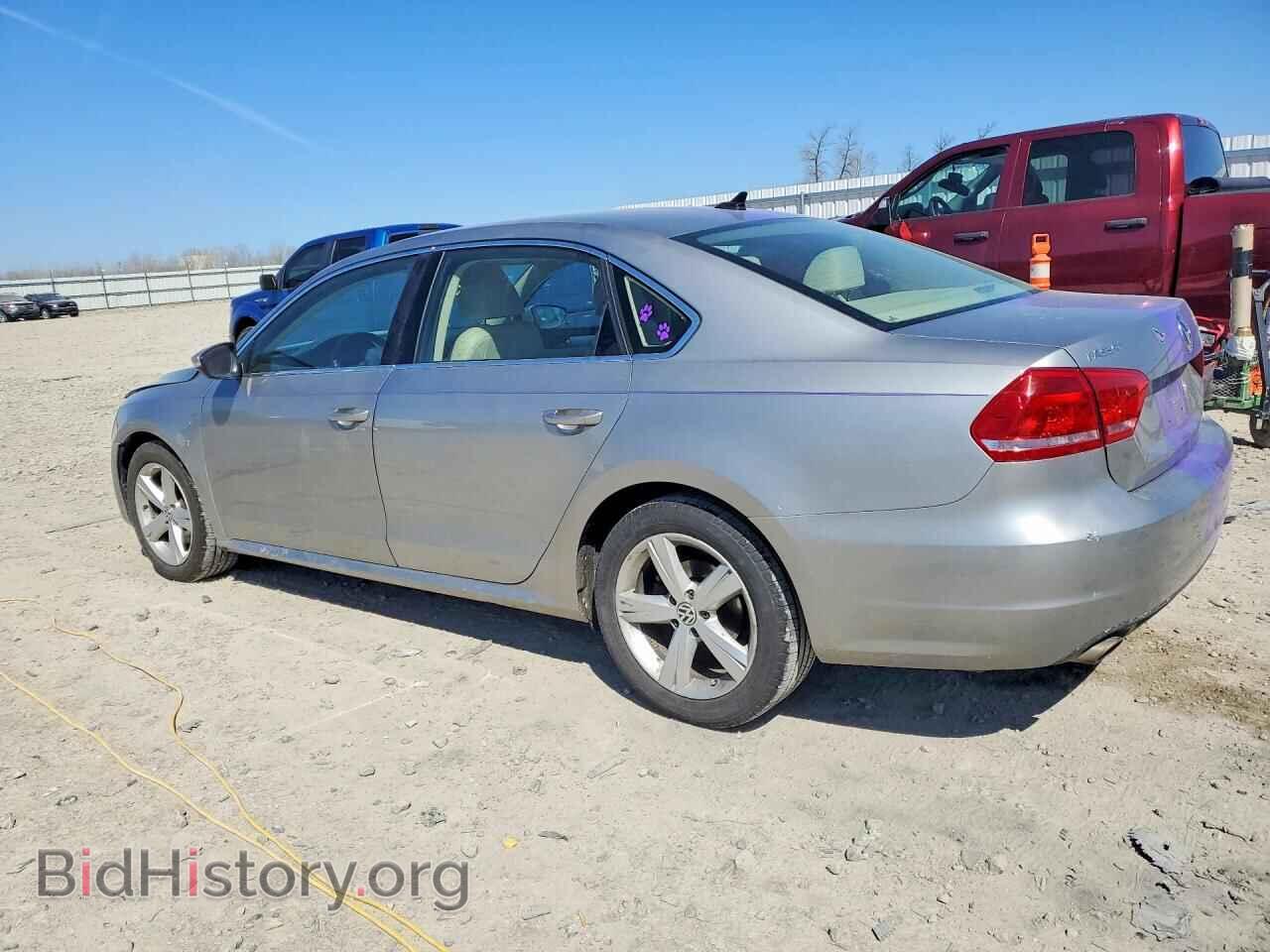2012 VOLKSWAGEN PASSAT - VIN: 1VWBH7A30CC035849 - Photo 2