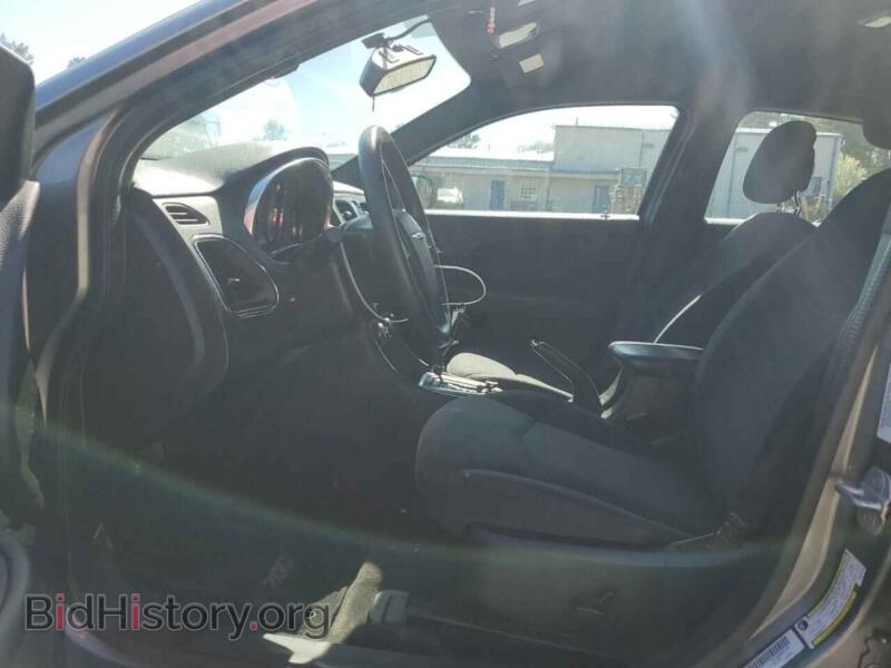 2013 Chrysler 200 (VIN 1C3CCBAG6DN727720) — фото 7 из 12