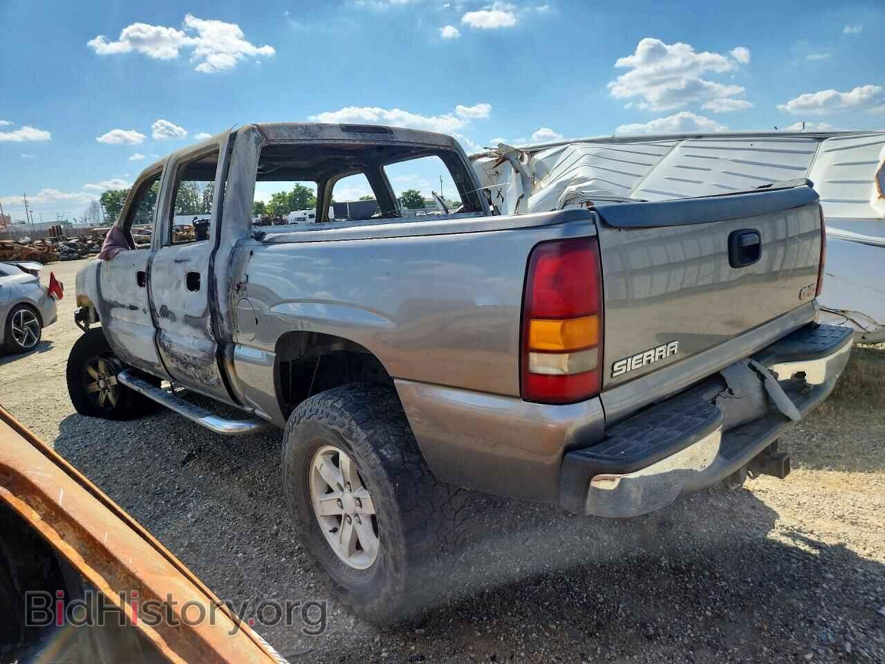 2006 GMC SIERRA - VIN: 2GTEK13T361232326 - Фото 2