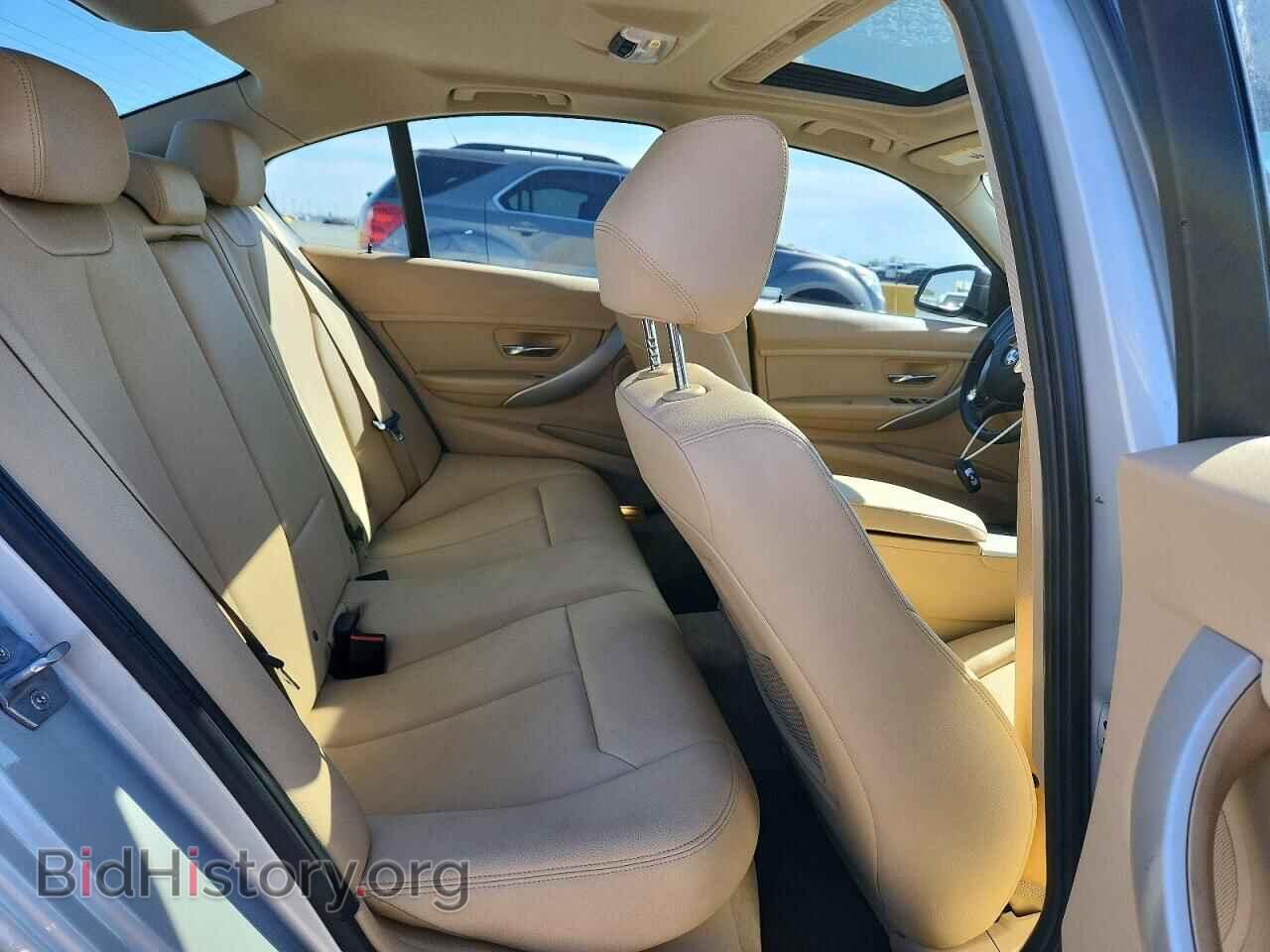 2014 BMW 3 SERIES - VIN: WBA3C3C56EPV90410 - Фото 10