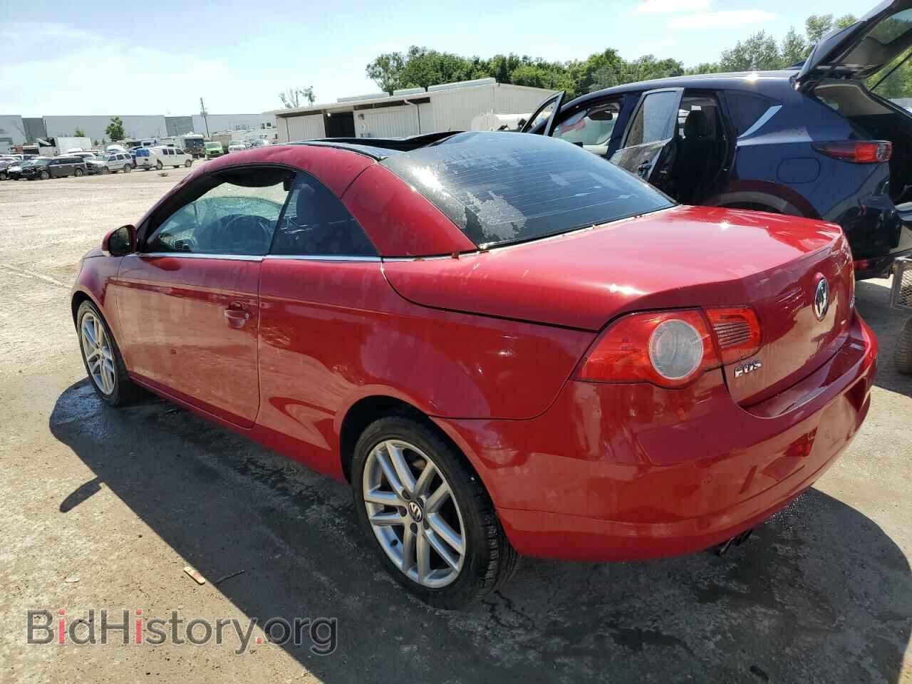 2008 VOLKSWAGEN EOS - VIN: WVWFA71F78V012616 - Фото 2