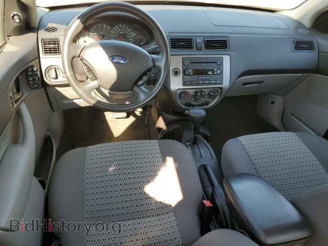 2007 FORD FOCUS - VIN: 1FAFP34N47W186703 - Фото 8