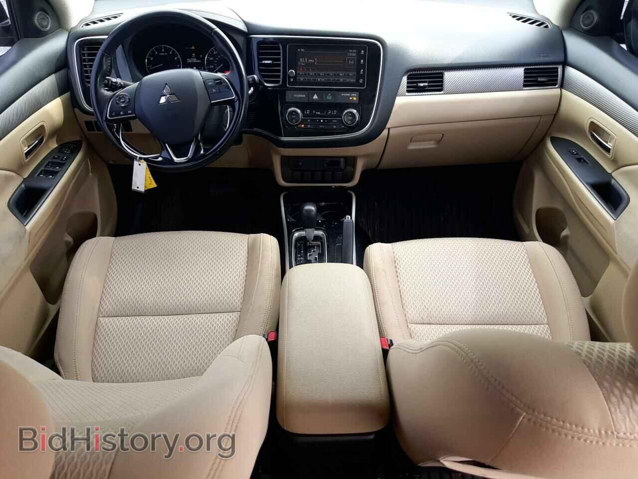 2018 MITSUBISHI OUTLANDER - VIN: JA4AD3A33JZ014436 - Фото 8
