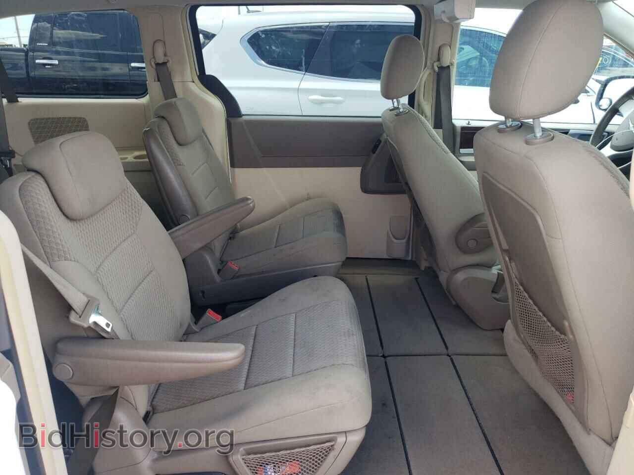 2010 CHRYSLER MINIVAN - VIN: 2A4RR5D10AR193619 - Photo 6