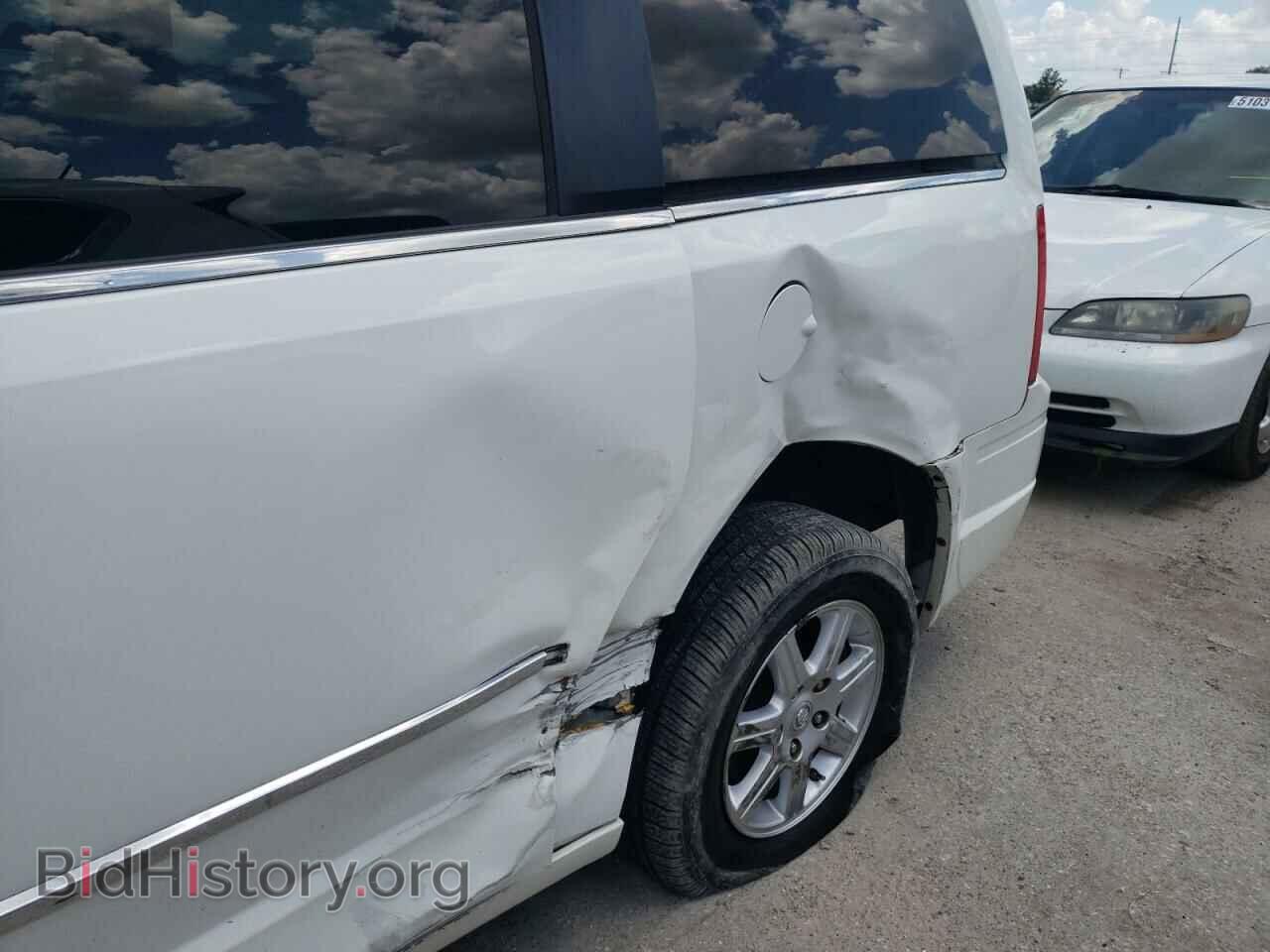 2010 CHRYSLER MINIVAN - VIN: 2A4RR5D10AR193619 - Photo 9