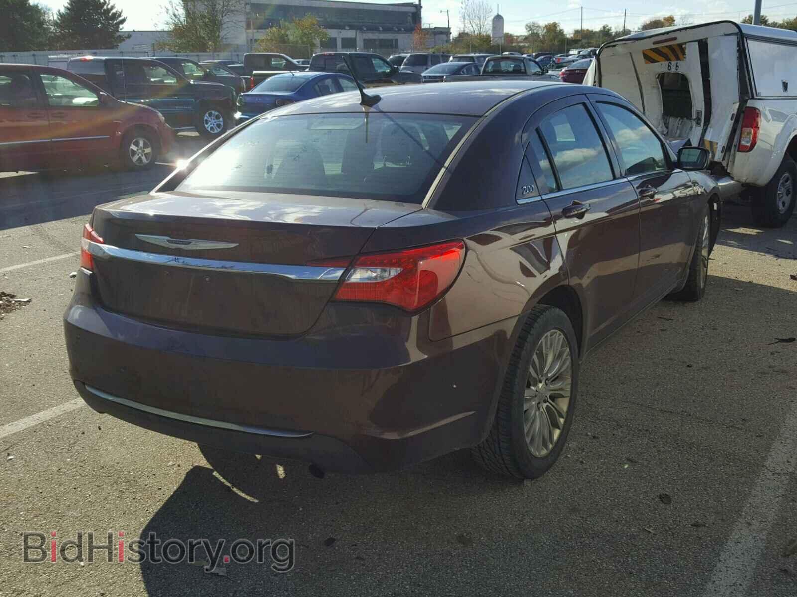 2012 CHRYSLER 200 - VIN: 1C3CCBAB9CN274132 - Фото 4