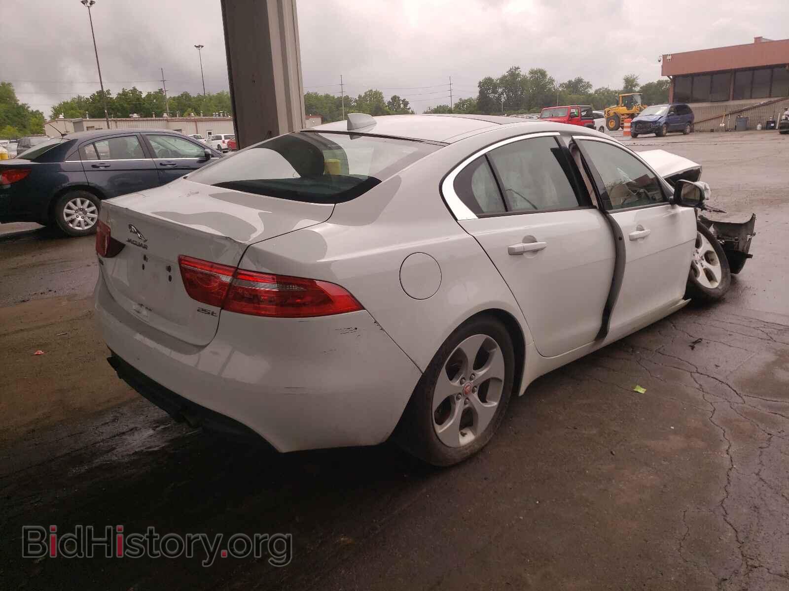 2018 JAGUAR XE - VIN: SAJAR4FX7JCP26963 - Фото 4